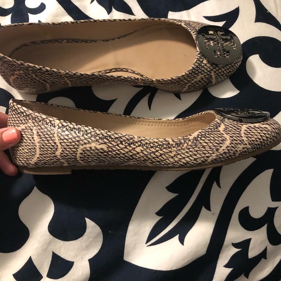 Tory Burch Flats size 7 - Picture 2 of 8